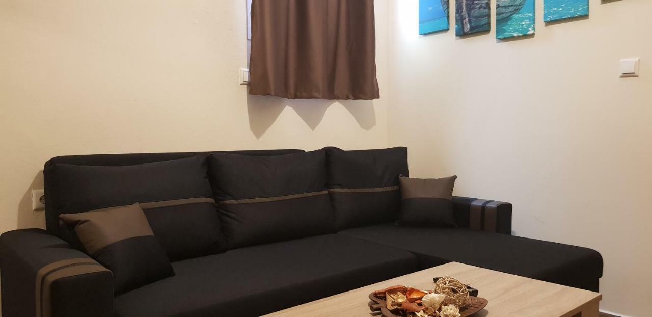 City'S Center Lux. Apt.Up 4 Persons And Bbq Apartamento Cavala Exterior foto